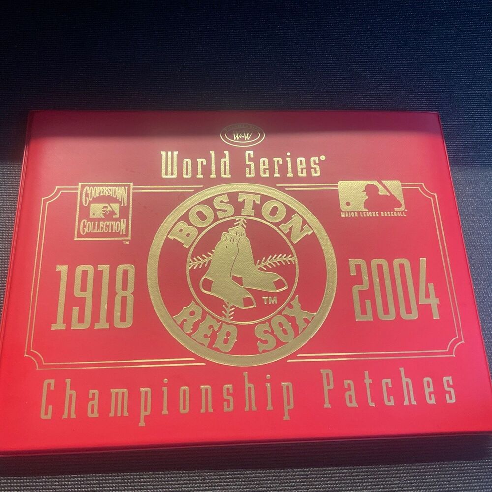 Boston Red Sox 1918 2004 World Series Championship Patches w/Folder
